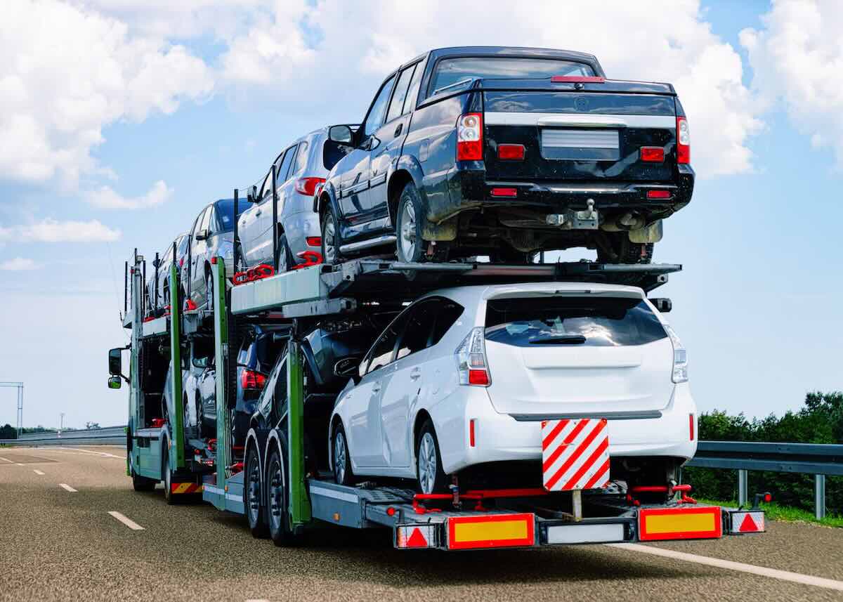 Read more about the article How to Ship Your Car for a Long-Distance Move