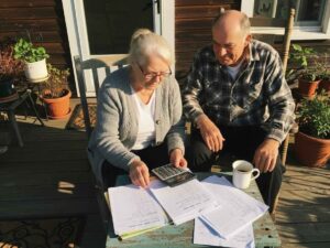 states that tax social security